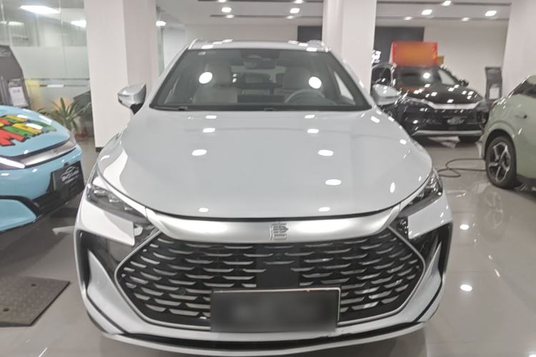 BYD Tang 2024 — 2
