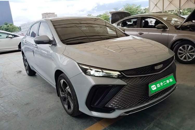 Geely Emgrand L 2022 — 3