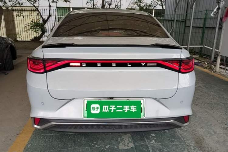 Geely Emgrand L 2022 — 5