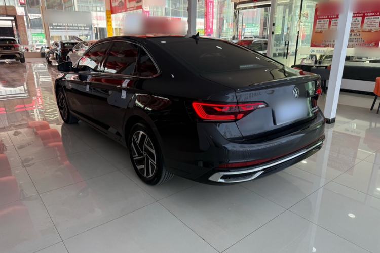 Volkswagen Sagitar 2024 — 4