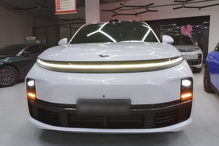 Li Auto L7 2024 — 2