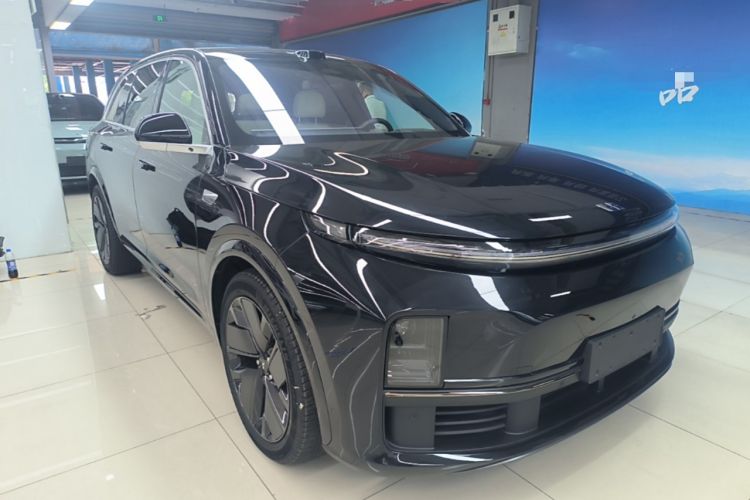 Li Auto L7 2025 — 3