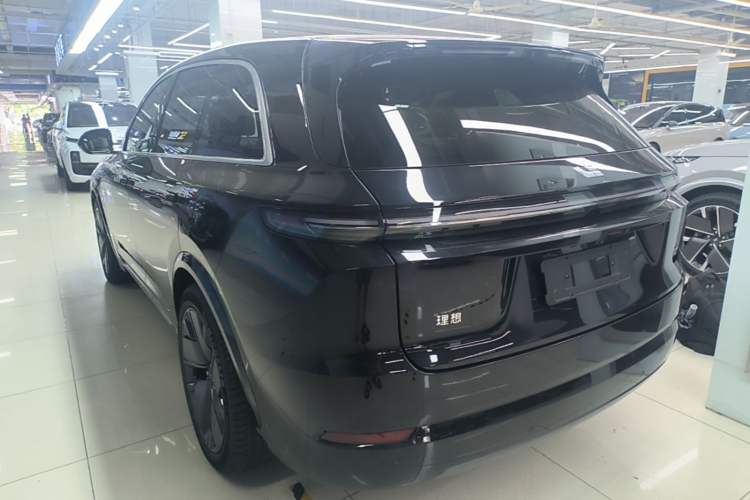 Li Auto L7 2025 — 4