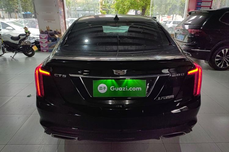 Cadillac CT5 2022 — 5