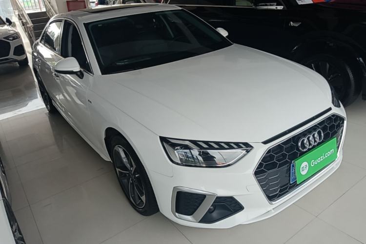 Audi A4 2022 — 3