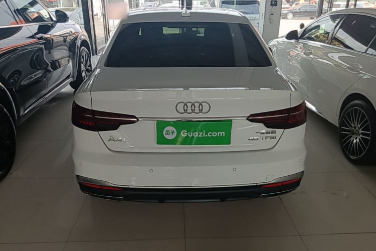 Audi A4 2022 — 5