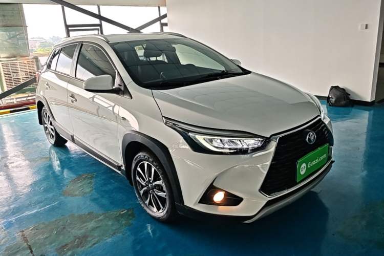 Toyota YARiS L 2022 — 3