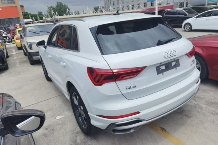 Audi Q3 2022 — 4