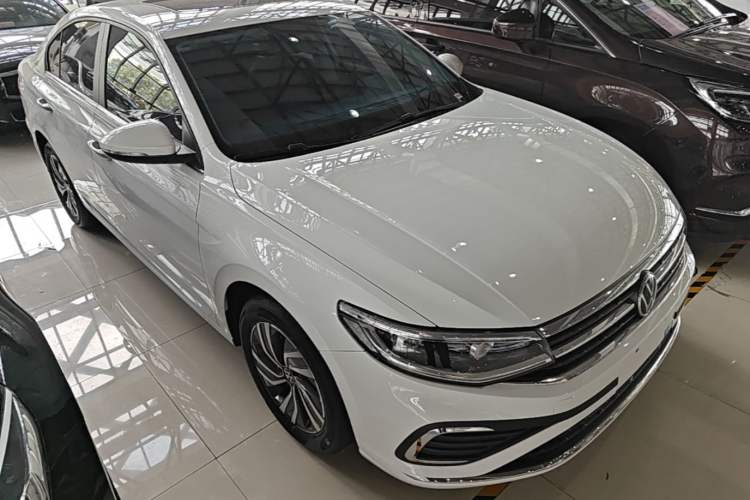 Volkswagen Bora 2025 — 3