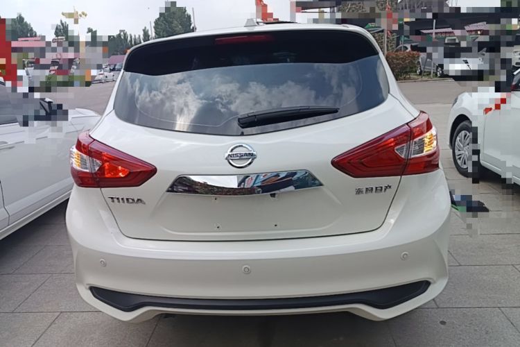 Nissan Tiida 2024 — 5