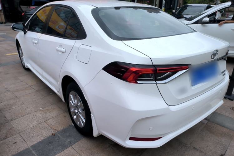 Toyota Corolla 2021 — 4