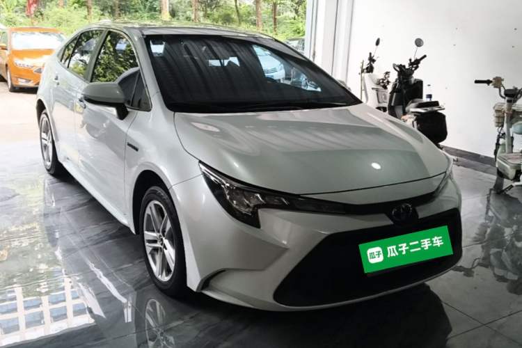 Toyota Corolla 2022 — фото 3