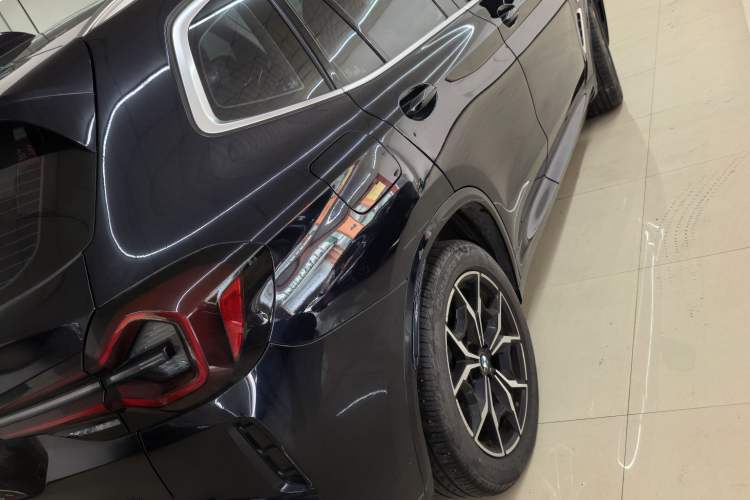 BMW X3 2023 — 2