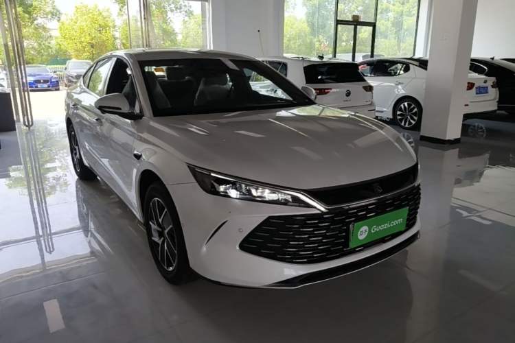 BYD Qin L 2026 — 3