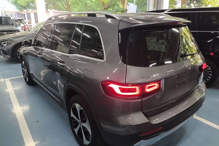 Mercedes-Benz GLB 220 2023 — 4