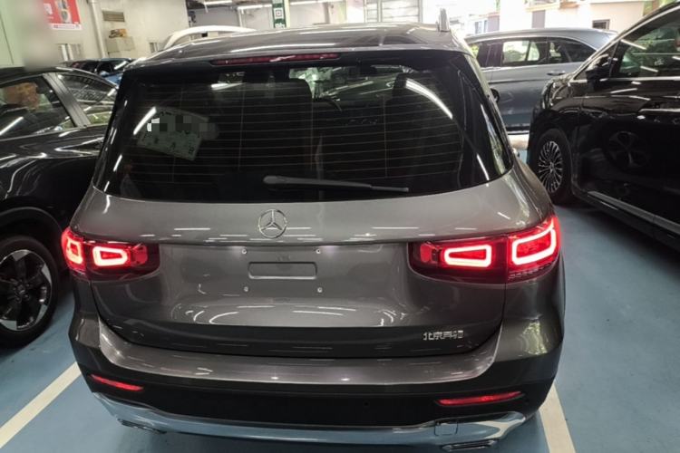 Mercedes-Benz GLB 220 2023 — 5