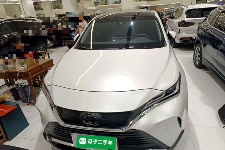 Toyota Harrier 2022 — 2