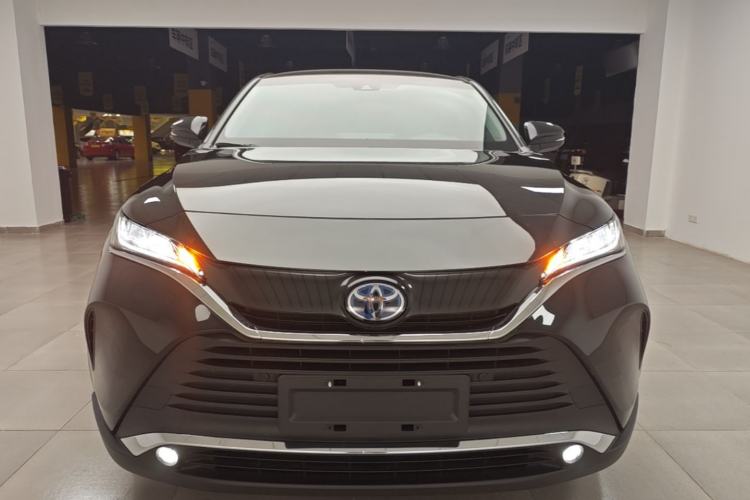 Toyota Harrier 2023 — 2