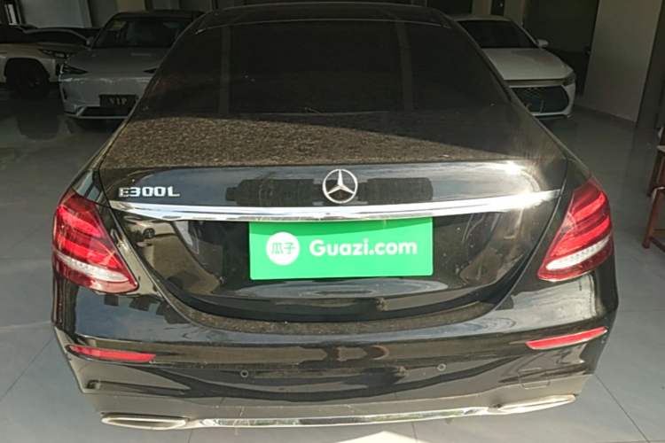 Mercedes-Benz E 300 L 2020 — 5