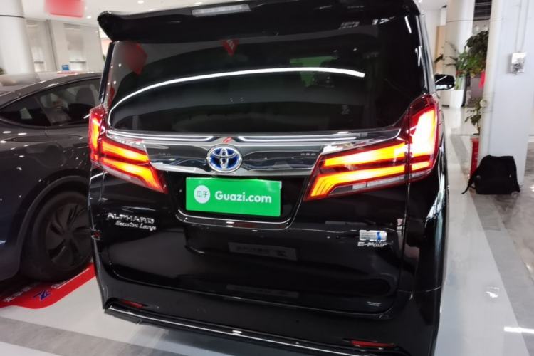 Toyota Alphard 2021 — фото 5
