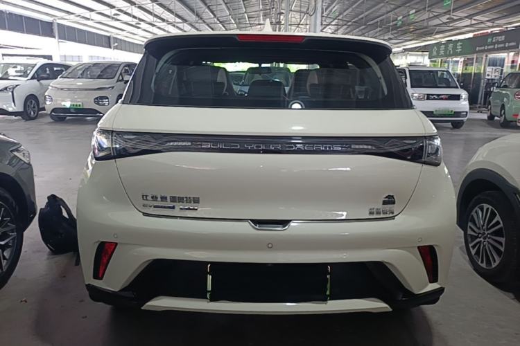 BYD Dolphin 2021 — 5