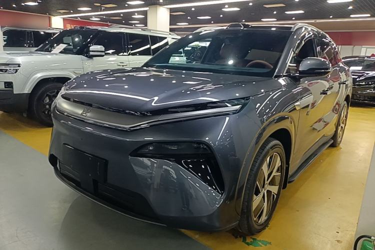 BYD Tang L 2025 — фото 1