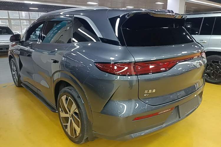 BYD Tang L 2025 — фото 4