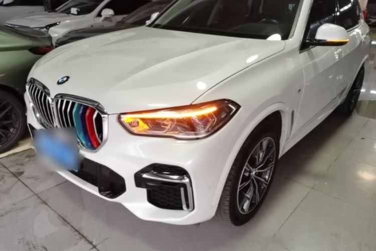 BMW X5 2022 — фото 1