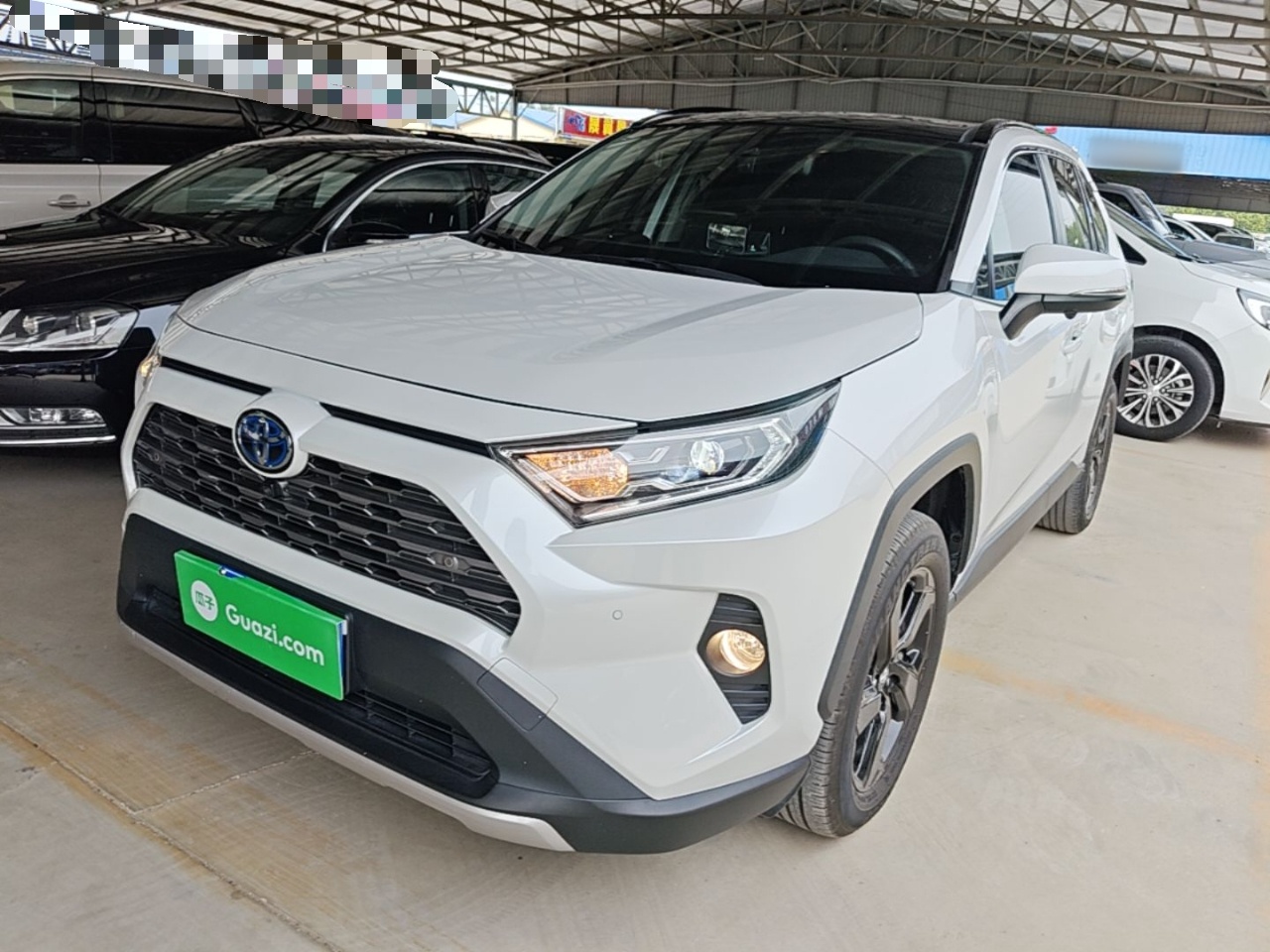 Toyota rav4 2022 — фото 1
