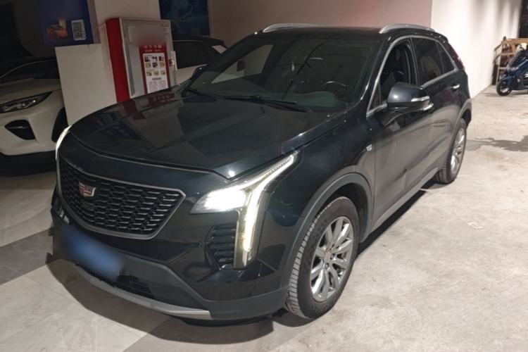 Cadillac XT4 2021 — фото 1