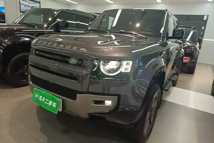 Land Rover rover defender 2025 — фото 1