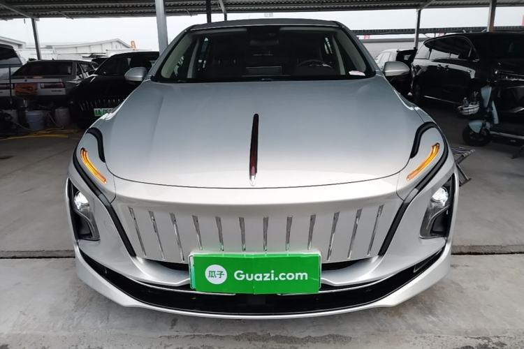 Hongqi E-QM5 2022 — 2