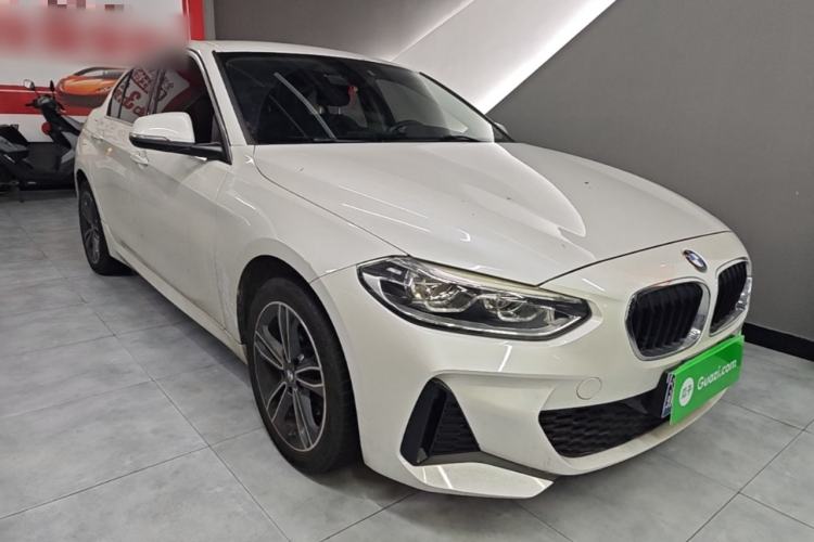 BMW 120i 2021 — 3