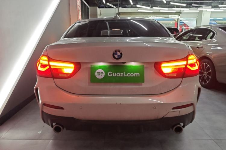 BMW 120i 2021 — 5