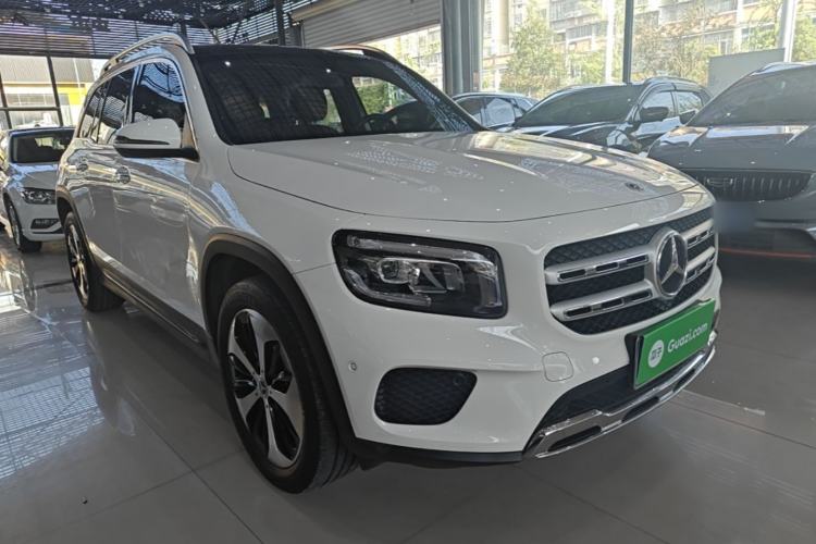 Mercedes-Benz GLB 200 2021 — 3