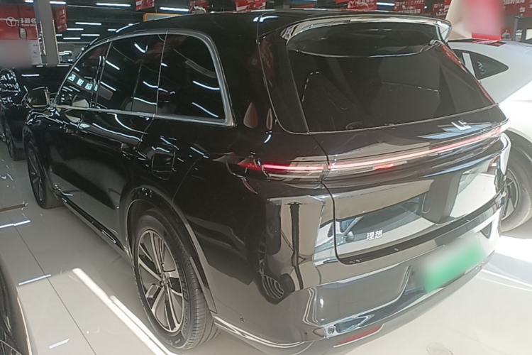 Li Auto L8 2024 — 4