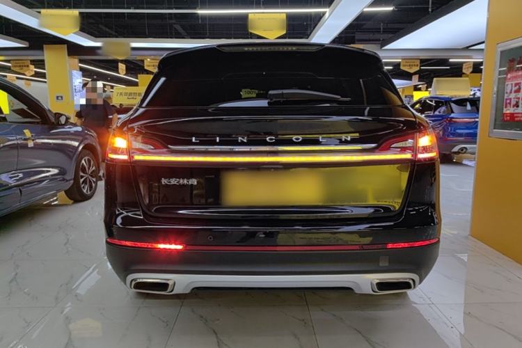 Lincoln Nautilus 2021 — 5