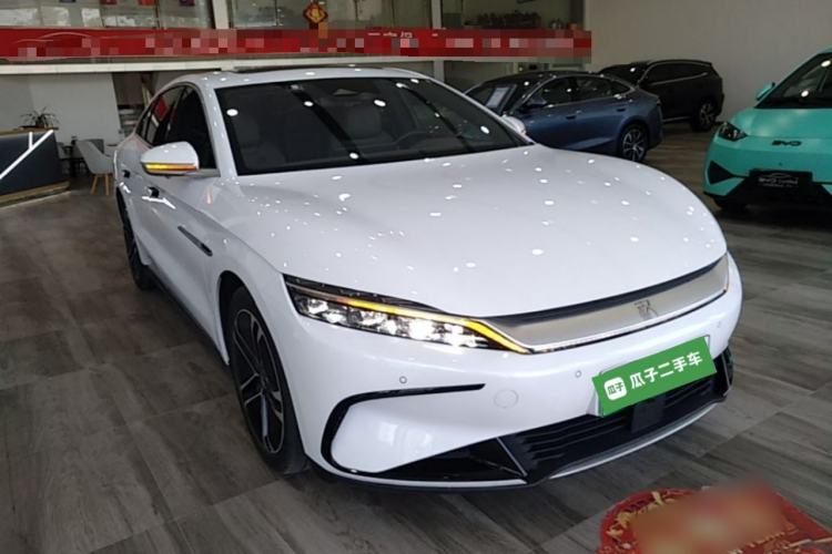 BYD Han 2023 — 3