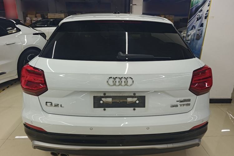 Audi Q2L 2021 — 5