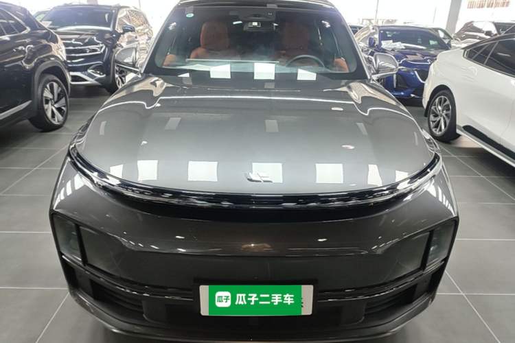 Li Auto L8 2023 — 2