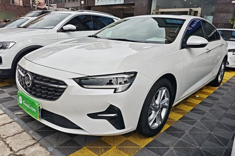 Buick Regal 2023 — фото 1
