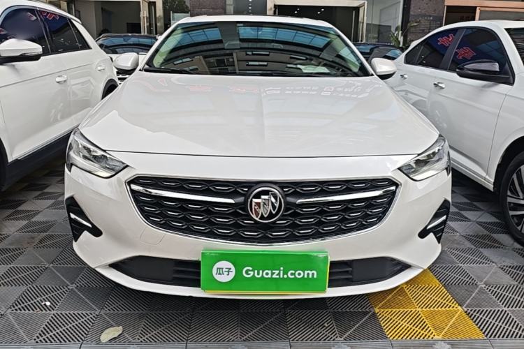 Buick Regal 2023 — фото 2