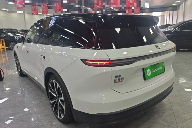 NIO ES8 2023 — 4