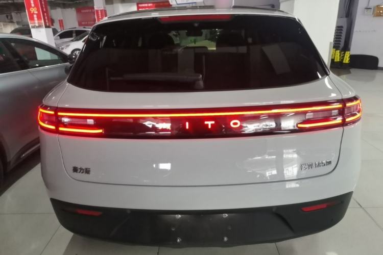 AITO AITO M5 2023 — 5