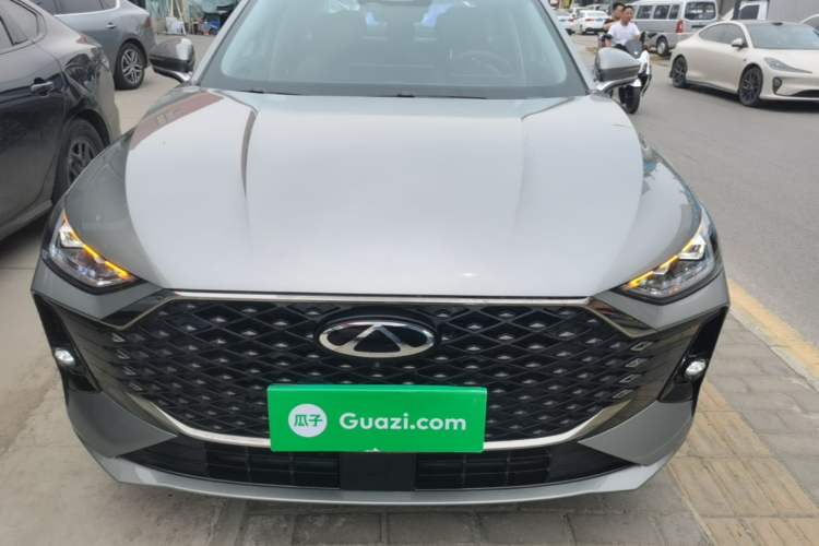 Chery Arrizo 8 2025 — 2