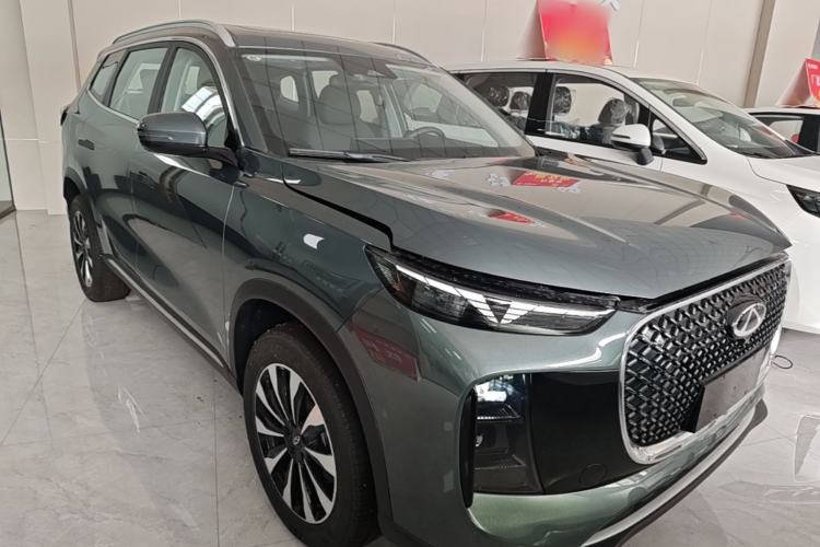 Chery Tiggo 8 PLUS 2025 — 3