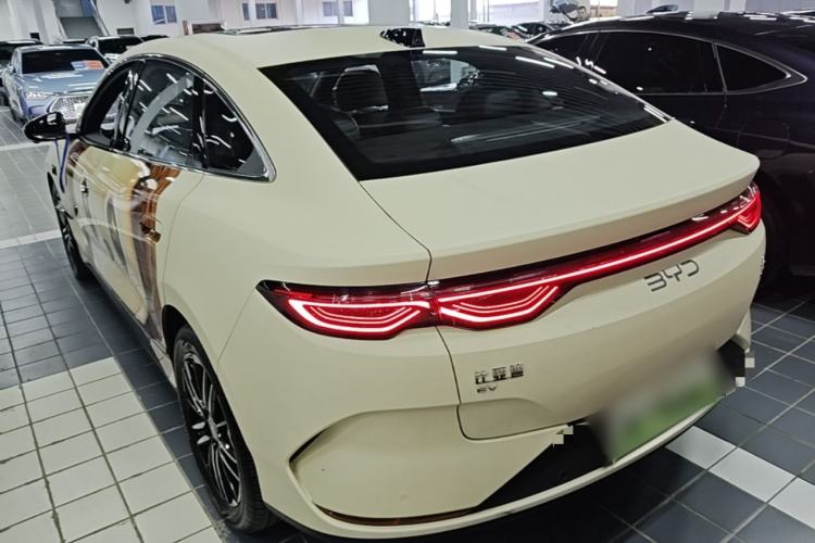 BYD Qin L 2025 — фото 4
