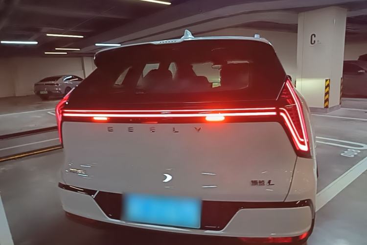Geely FX11 2025 — 5