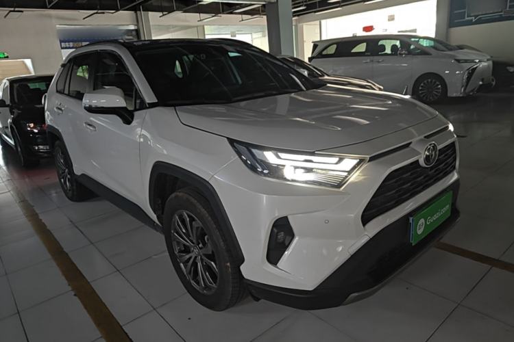 Toyota RAV4 2023 — 3