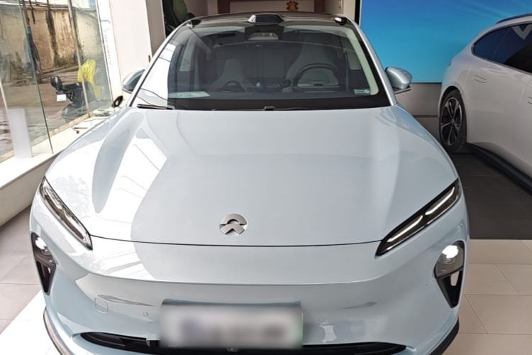 NIO ET5 2022 — 2